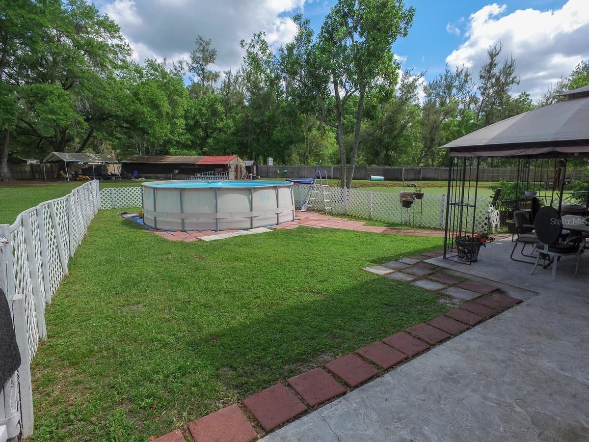 4902 FIVE ACRE ROAD — photo 38 of 41