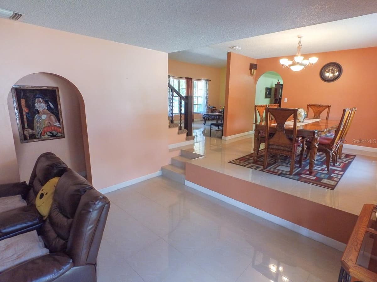 4902 FIVE ACRE ROAD — photo 13 of 41