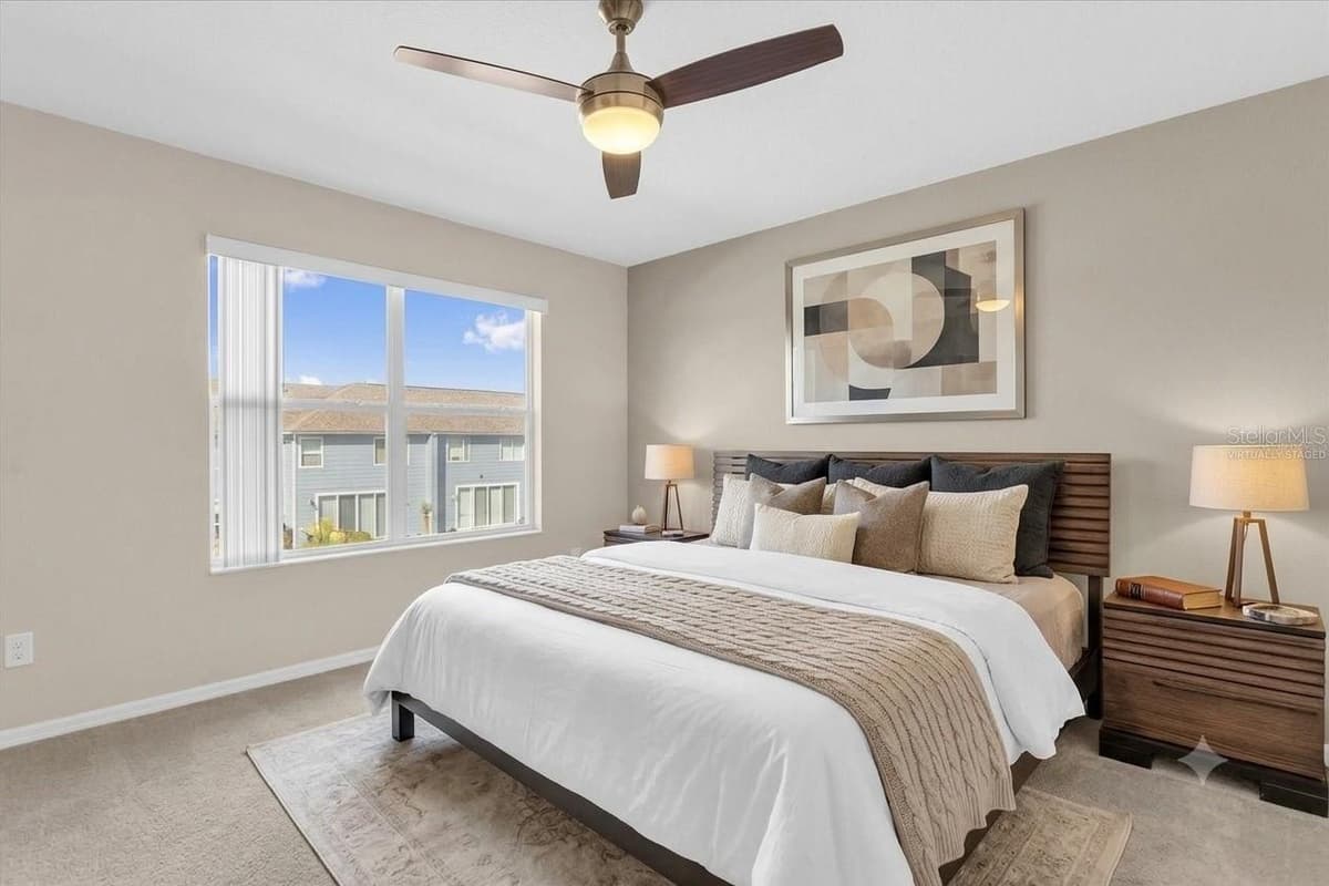 1144 CALABRIA AVENUE — photo 11 of 41