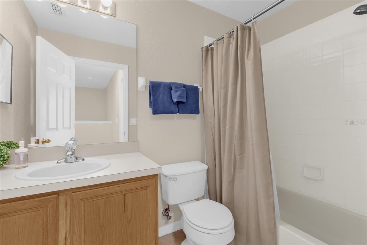 1144 CALABRIA AVENUE — photo 17 of 41