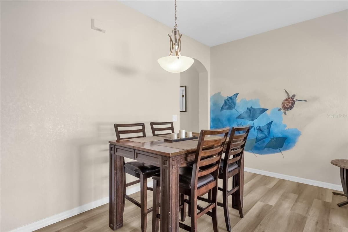1144 CALABRIA AVENUE — photo 6 of 41