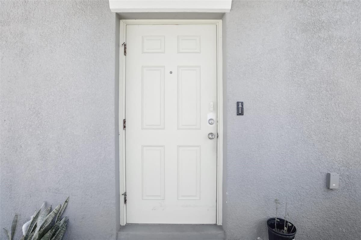 11218 SAGE CANYON DRIVE — photo 44 of 48