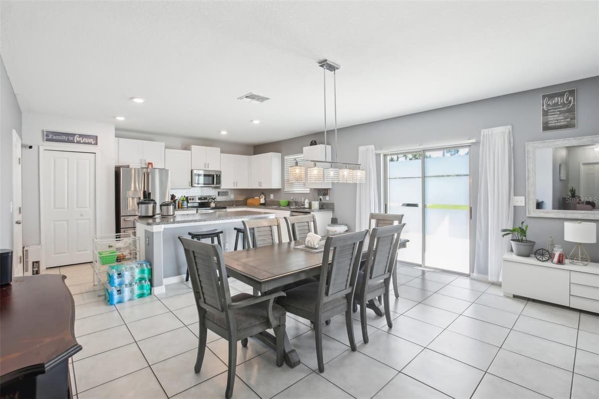 11218 SAGE CANYON DRIVE — photo 37 of 48