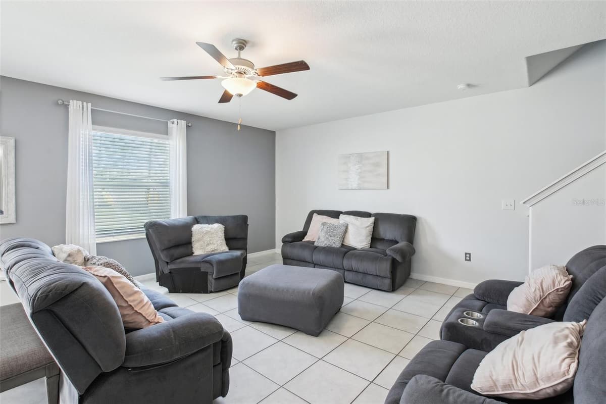 11218 SAGE CANYON DRIVE — photo 41 of 48