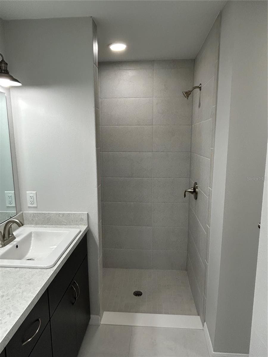 1713 WALDEN COURT — photo 27 of 37