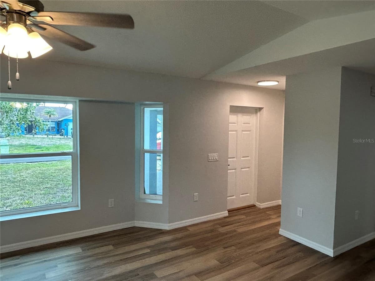 1713 WALDEN COURT — photo 14 of 37