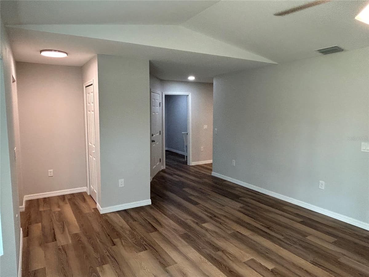 1713 WALDEN COURT — photo 13 of 37