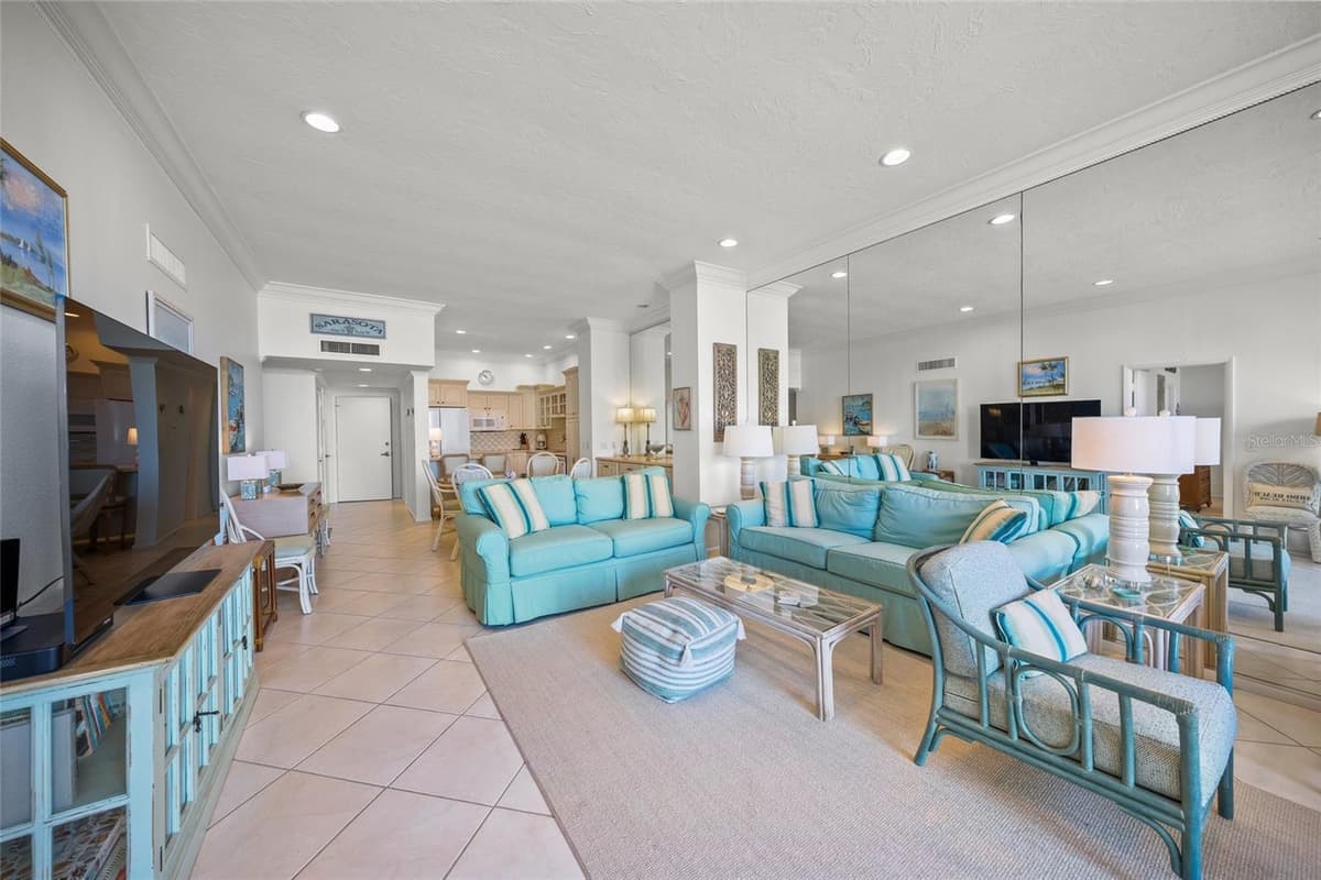 1212 BENJAMIN FRANKLIN DRIVE — photo 11 of 48