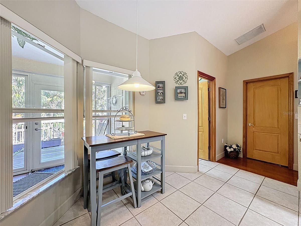 8437 INDIES DRIVE — photo 30 of 62