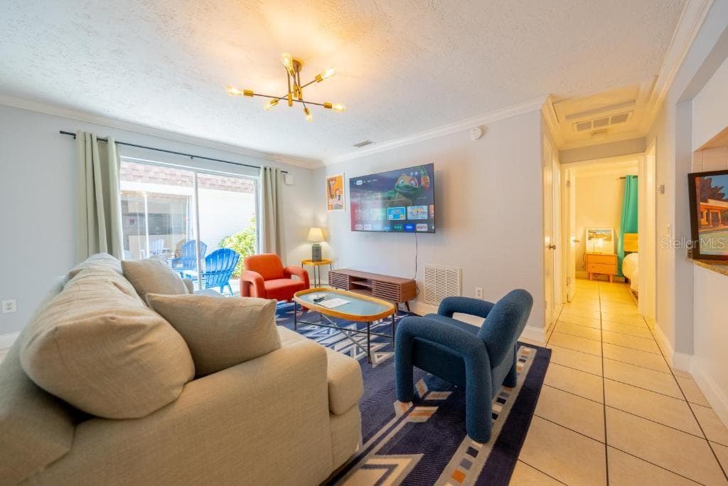 648 POINSETTIA AVENUE — photo 5 of 16