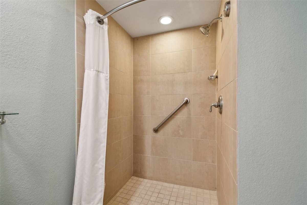 36750 US 19 — photo 29 of 68