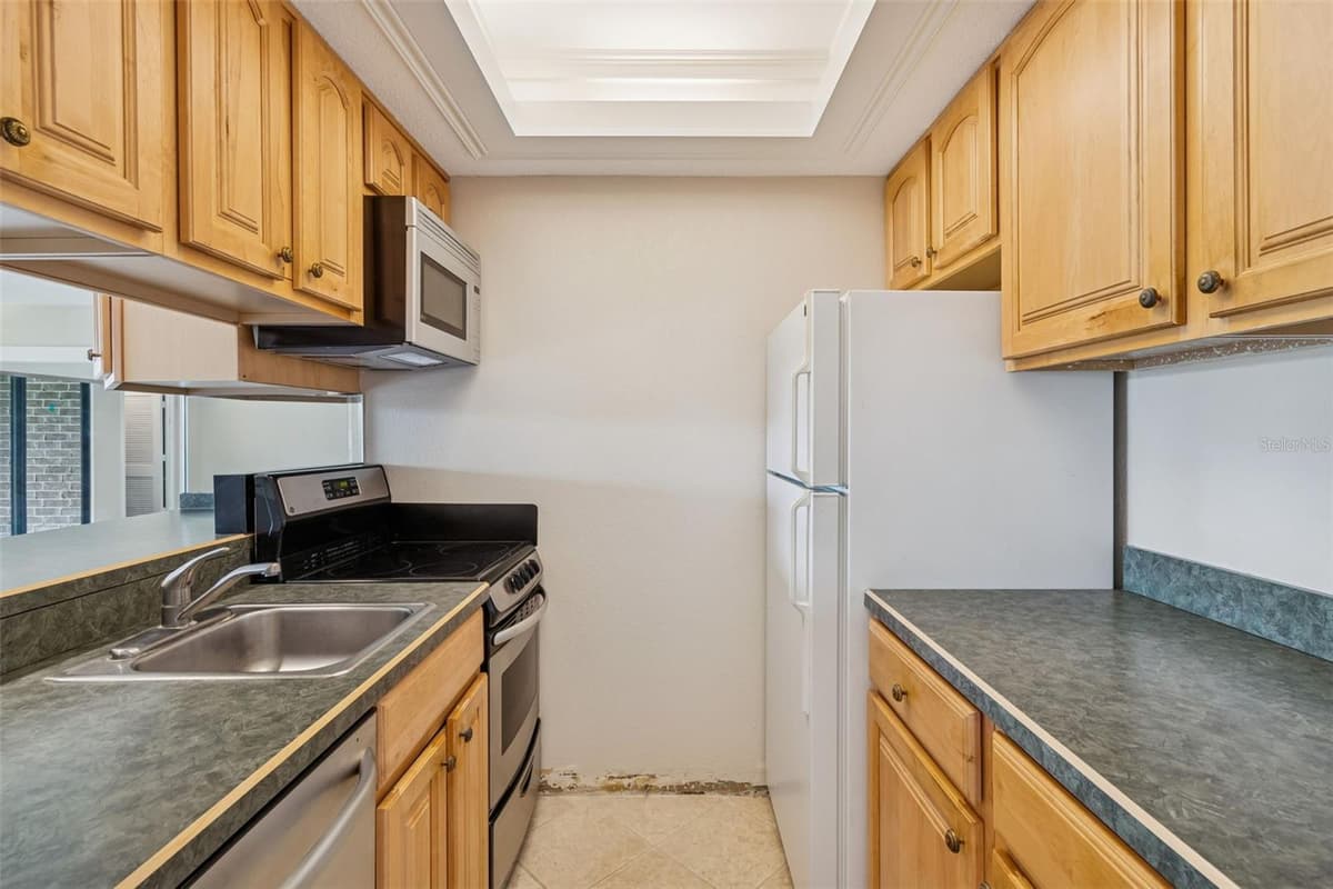 36750 US 19 — photo 4 of 60