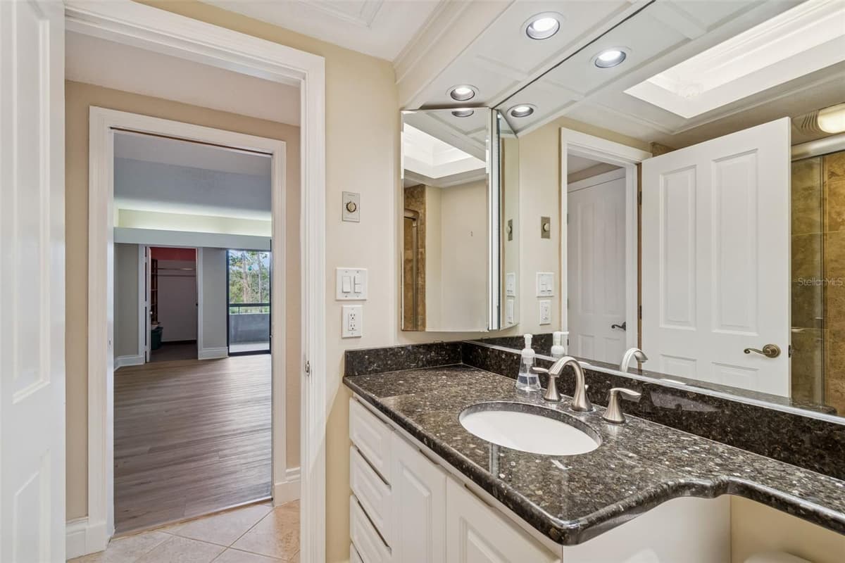 36750 US 19 — photo 24 of 60