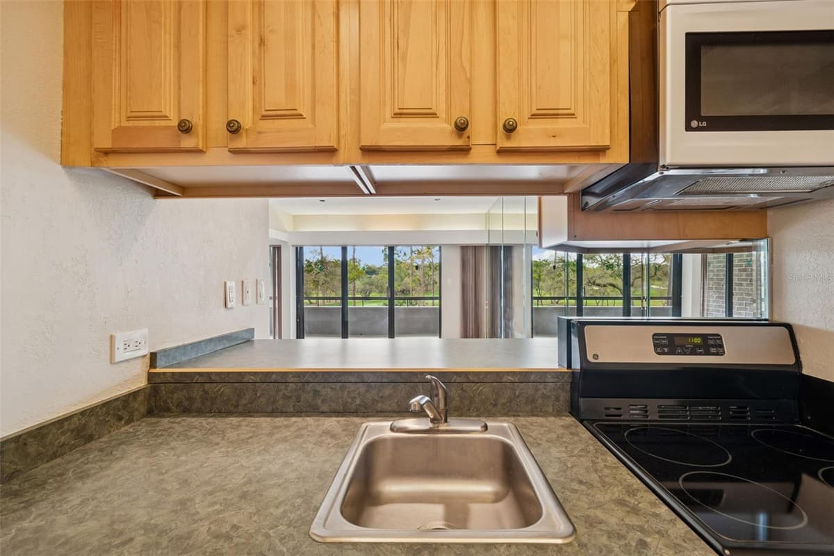 36750 US 19 — photo 7 of 60