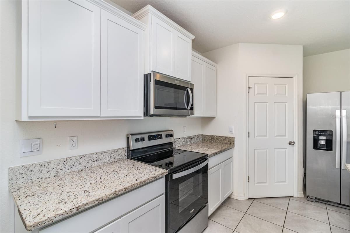 3920 FOGGY MIST ROAD — photo 9 of 30