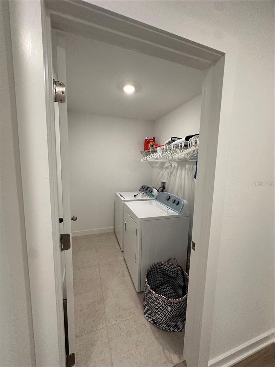 12673 YOSHINO ALLEY — photo 13 of 19