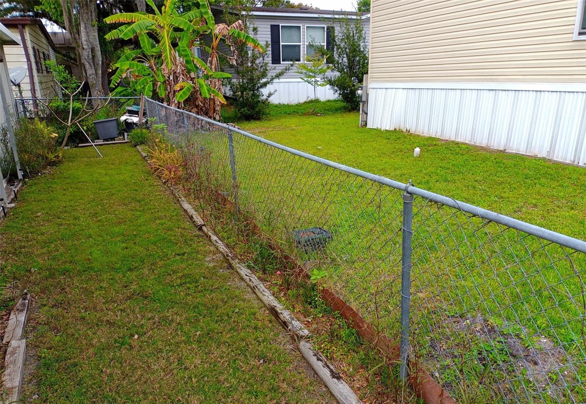 109 FERN DRIVE — photo 40 of 45