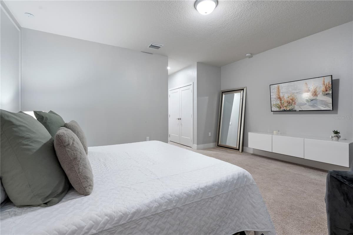 17522 HIDDEN FOREST DRIVE — photo 19 of 43