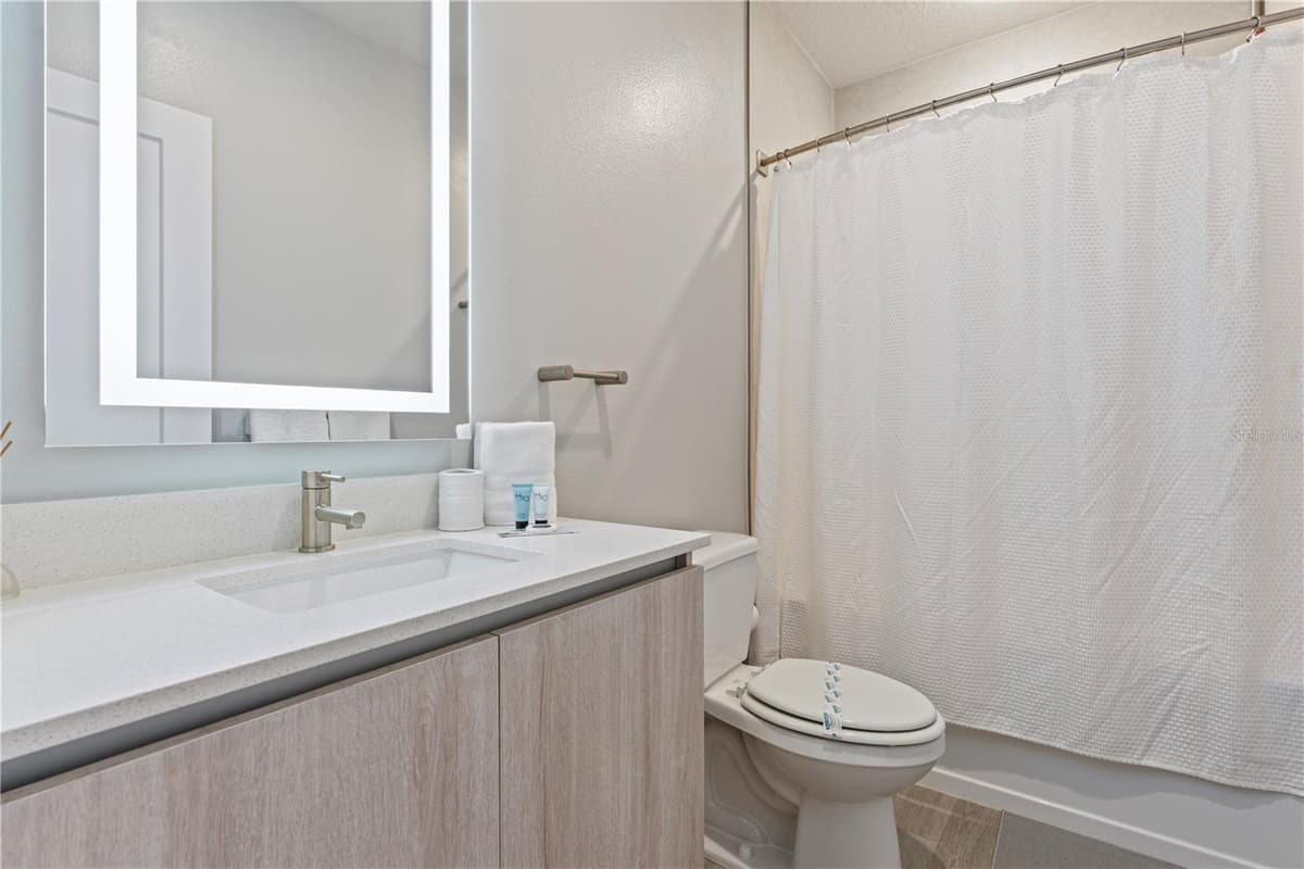 17522 HIDDEN FOREST DRIVE — photo 30 of 43