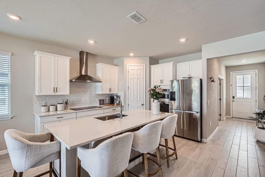 2277 CROSSBOW STREET — photo 4 of 31