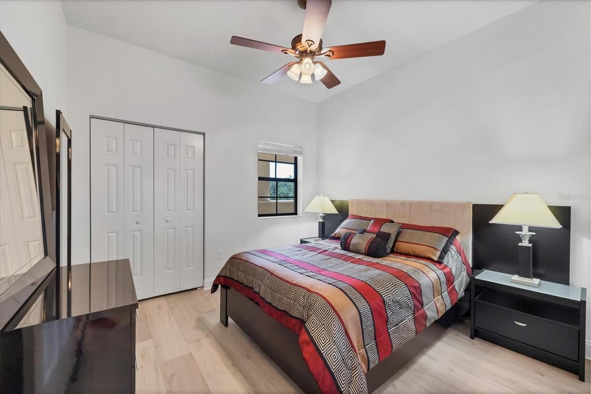 7710 LAKE VISTA COURT — photo 30 of 60