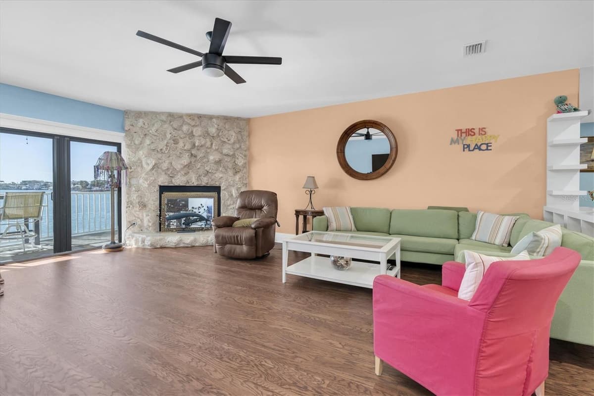 553 HAVEN POINT DRIVE — photo 17 of 42