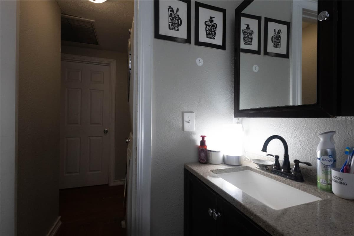 724 TRADEWINDS DRIVE — photo 13 of 23