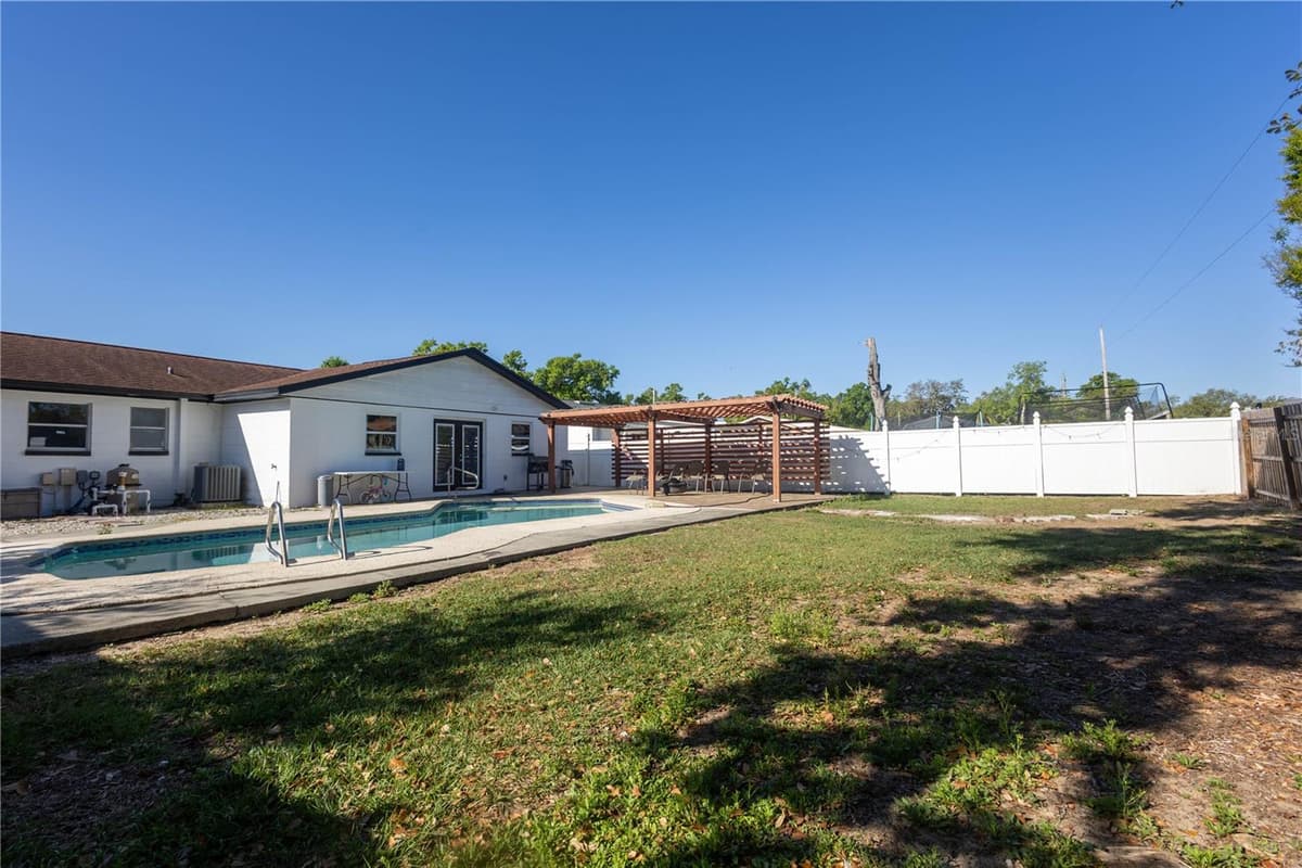 724 TRADEWINDS DRIVE — photo 23 of 23