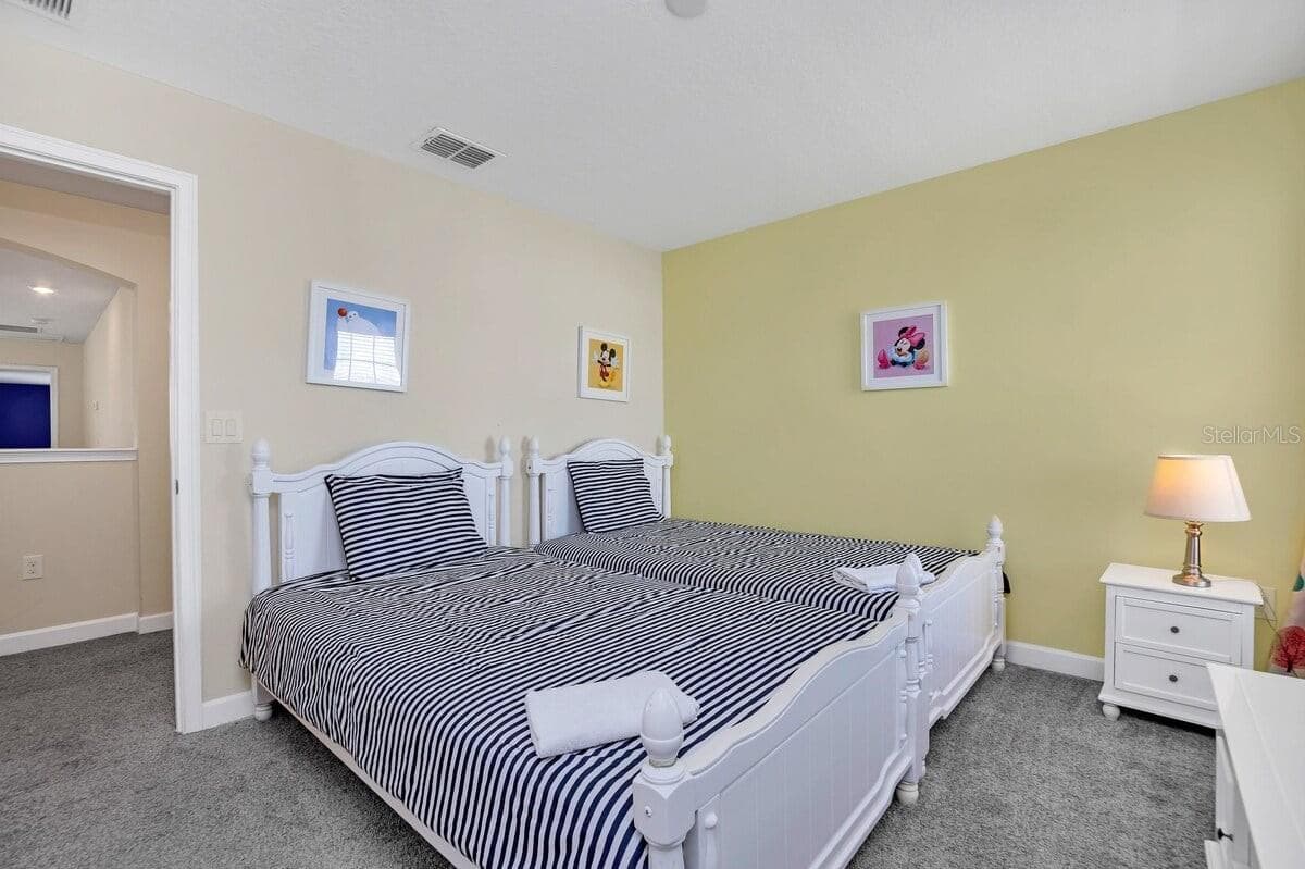 1555 FLANGE DRIVE — photo 26 of 56