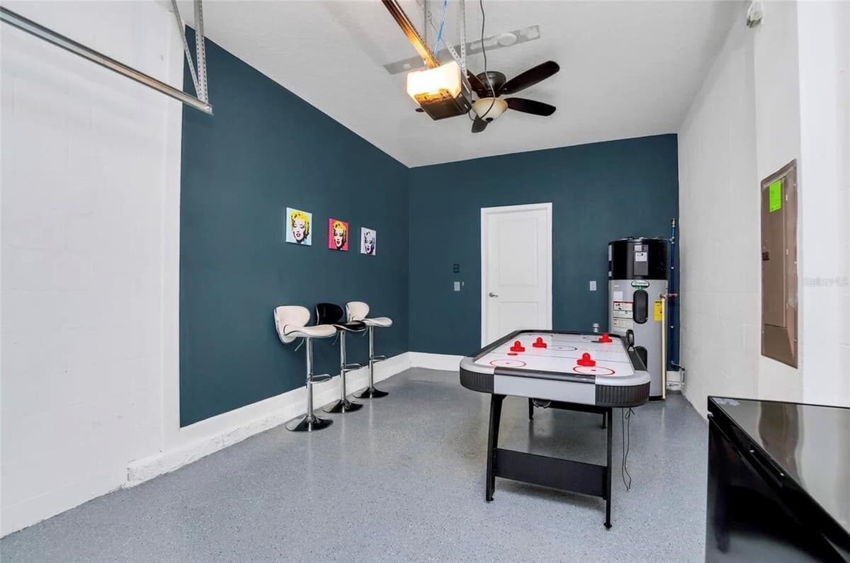 1555 FLANGE DRIVE — photo 41 of 56