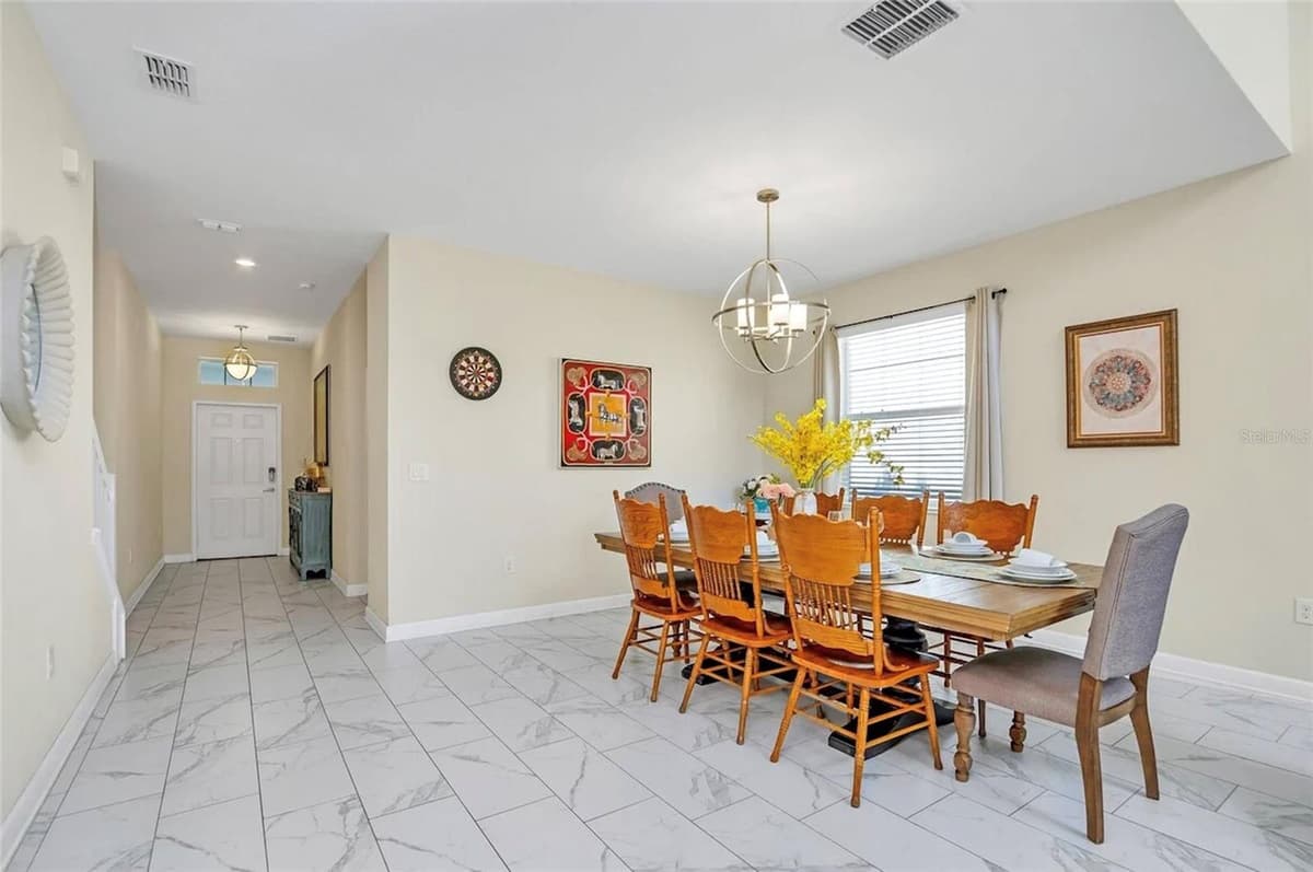1555 FLANGE DRIVE — photo 8 of 56