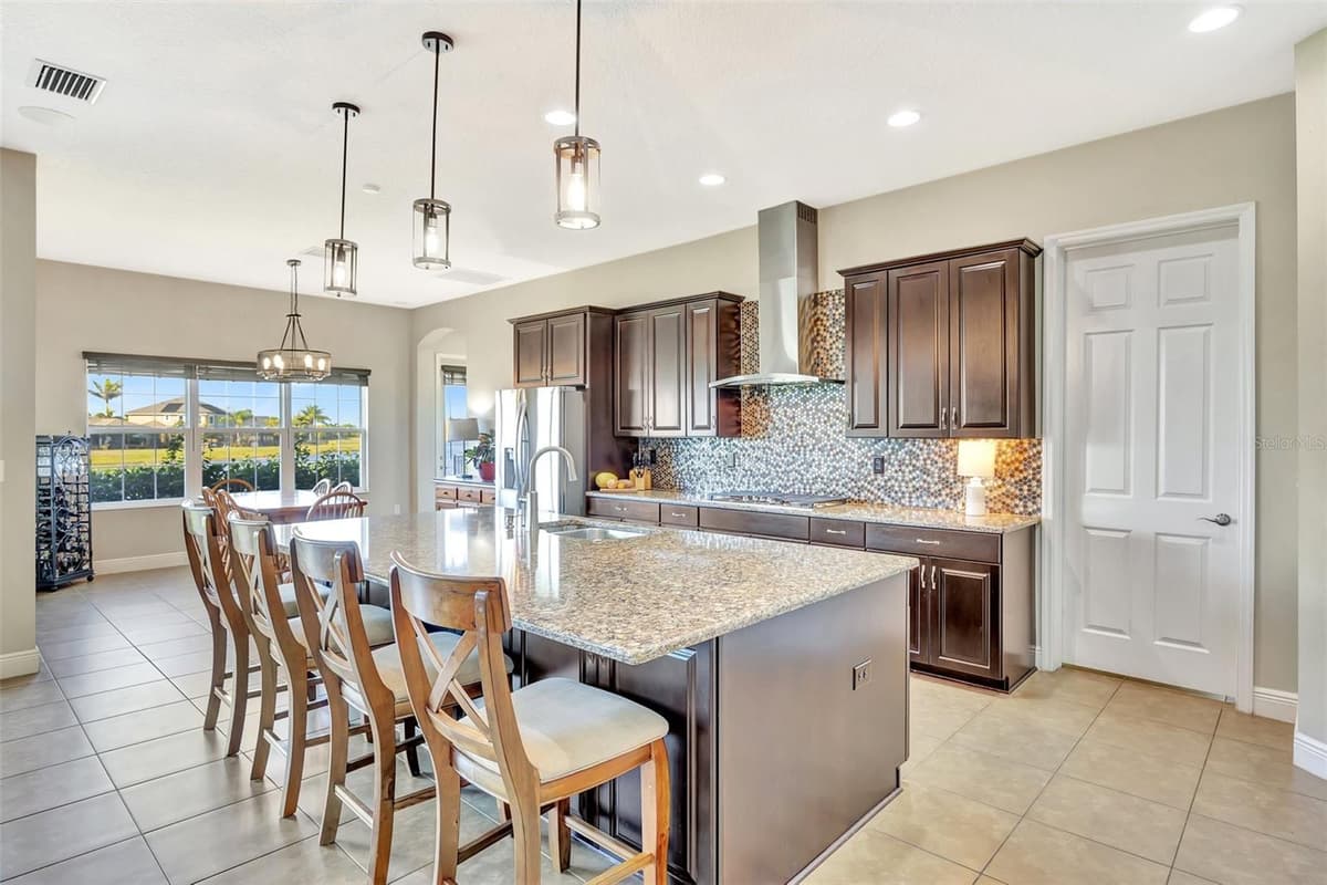 6324 BREVADA LANE — photo 14 of 45