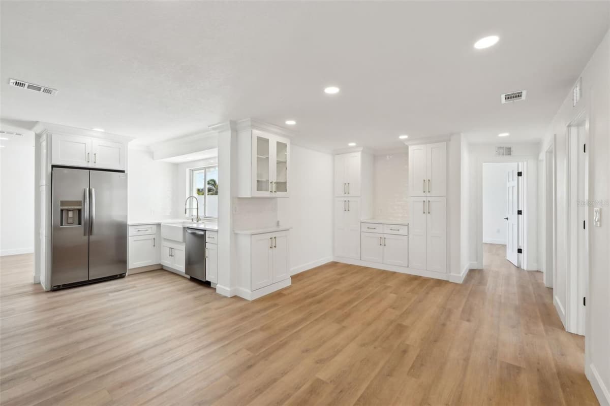 2650 VINA DEL MAR BOULEVARD — photo 17 of 42