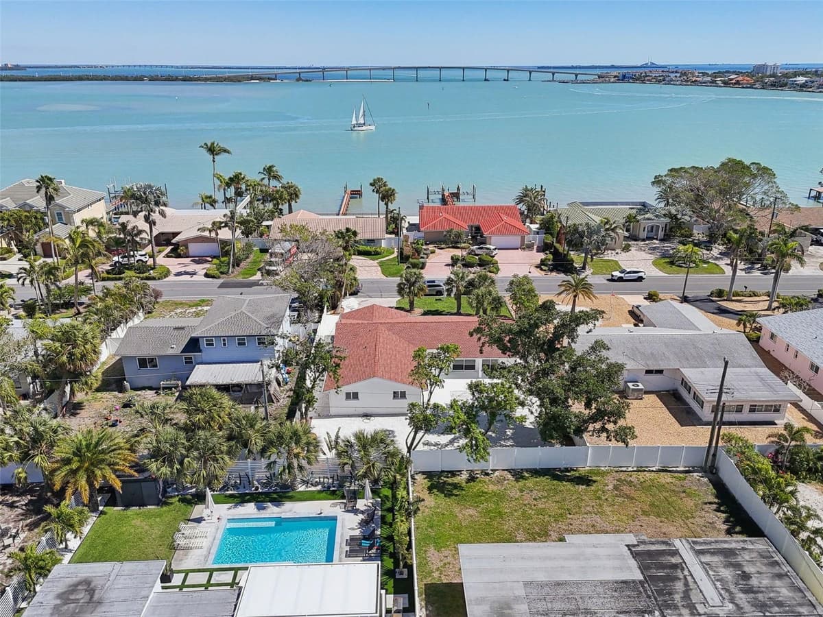 2650 VINA DEL MAR BOULEVARD — photo 41 of 42