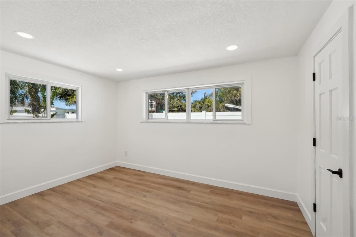 2650 VINA DEL MAR BOULEVARD — photo 27 of 42