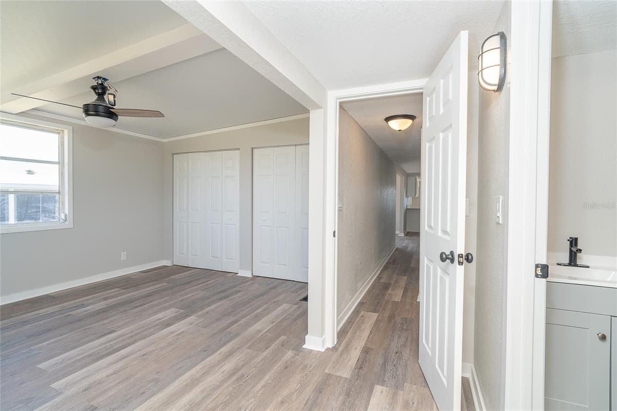 7413 PETULA AVENUE — photo 16 of 43