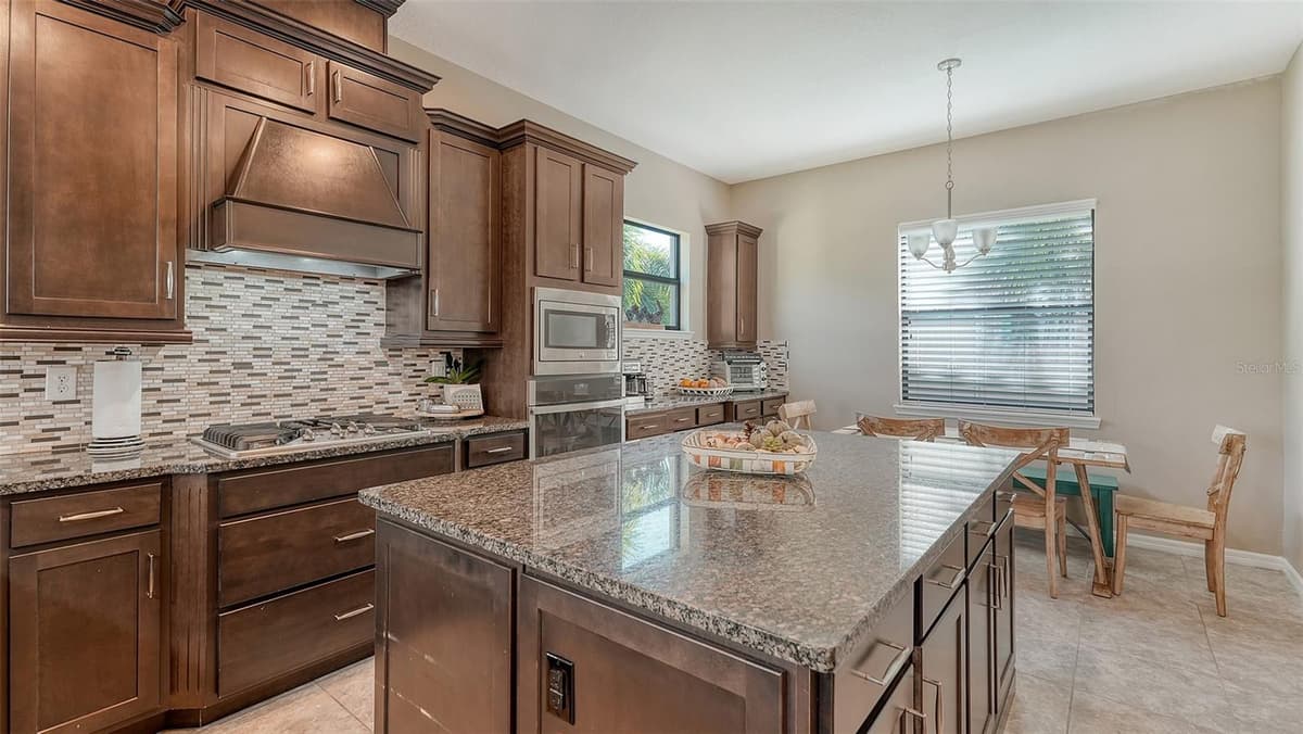 5723 TITLE ROW DRIVE — photo 13 of 53