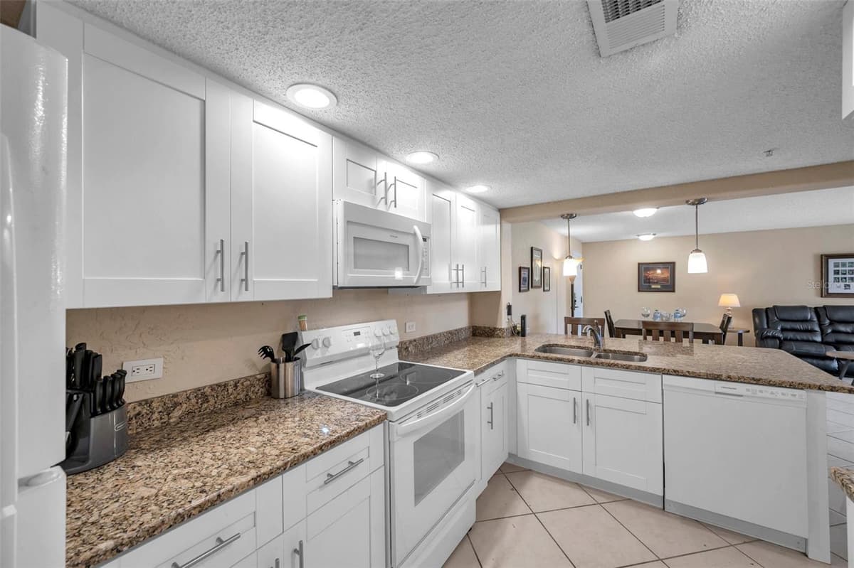 36750 US 19 — photo 17 of 82