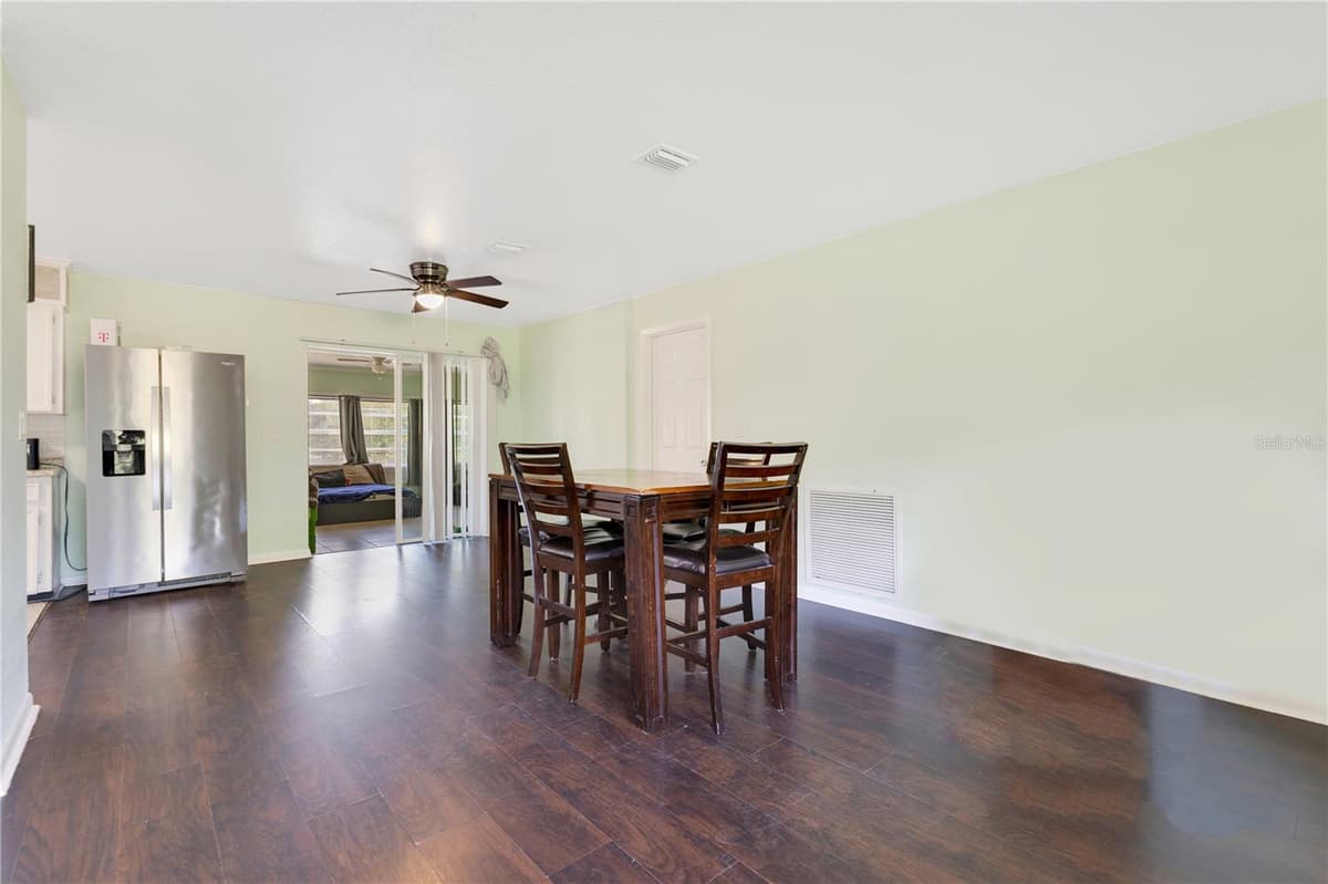 4550 CHANDLER ROAD — photo 6 of 53