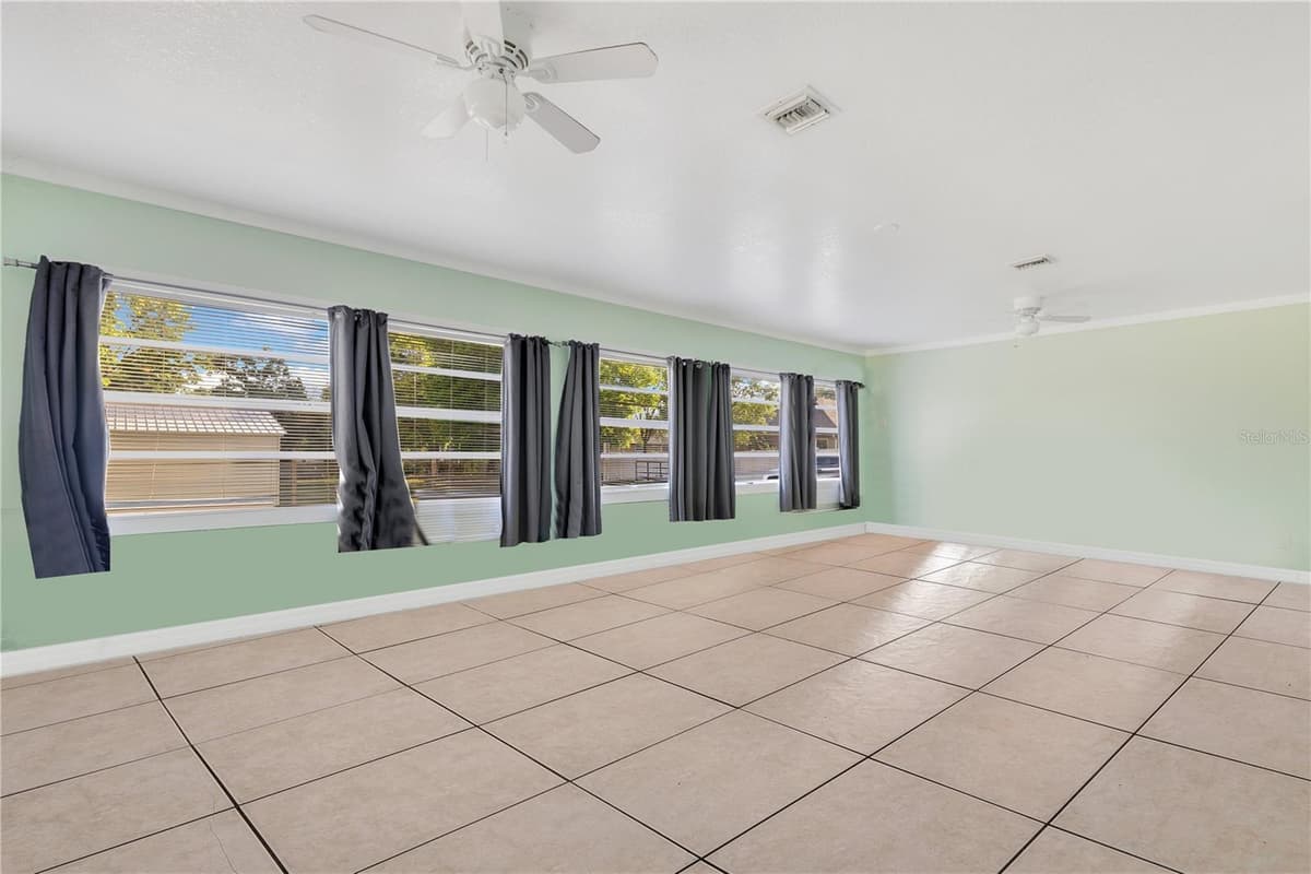 4550 CHANDLER ROAD — photo 15 of 53