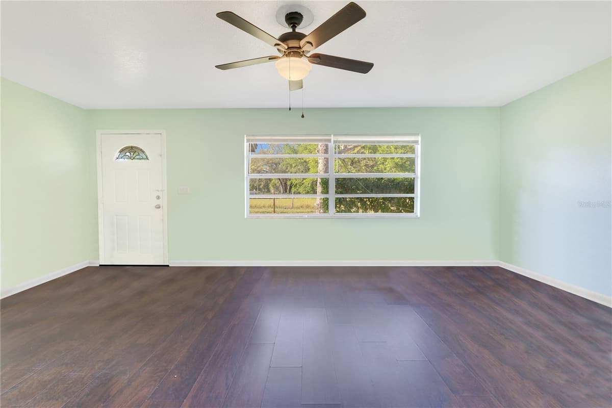4550 CHANDLER ROAD — photo 5 of 53