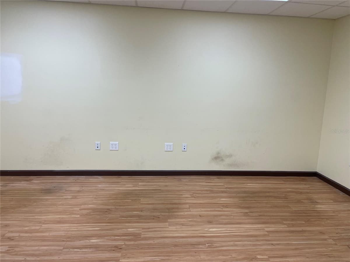4200 CENTRAL AVENUE — photo 13 of 24