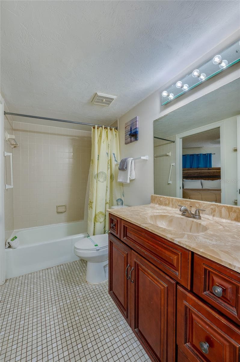 3647 ATLANTIC AVENUE — photo 13 of 28