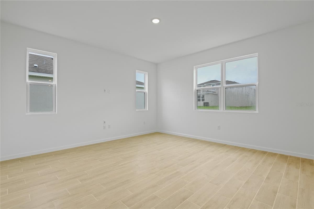 1035 WISTERIA WAY — photo 7 of 24