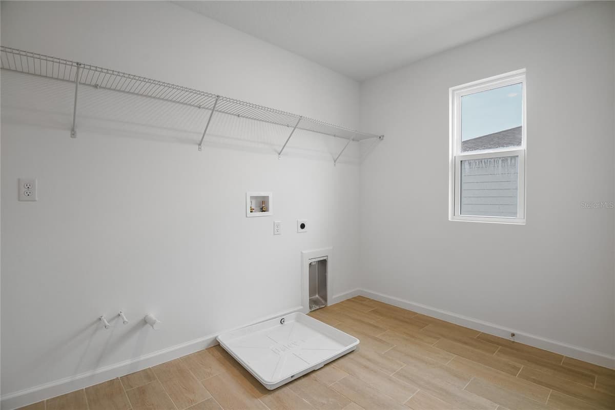 1035 WISTERIA WAY — photo 21 of 24