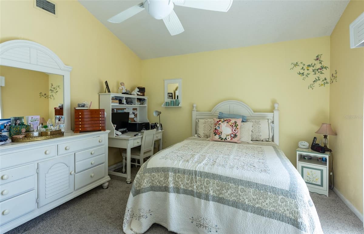 40 ANDOVER DRIVE — photo 18 of 46