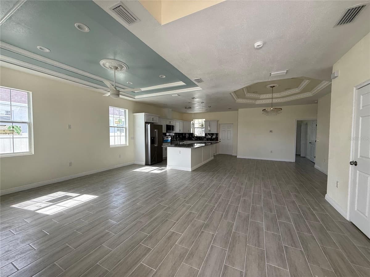 5710 42ND STREET — photo 5 of 23