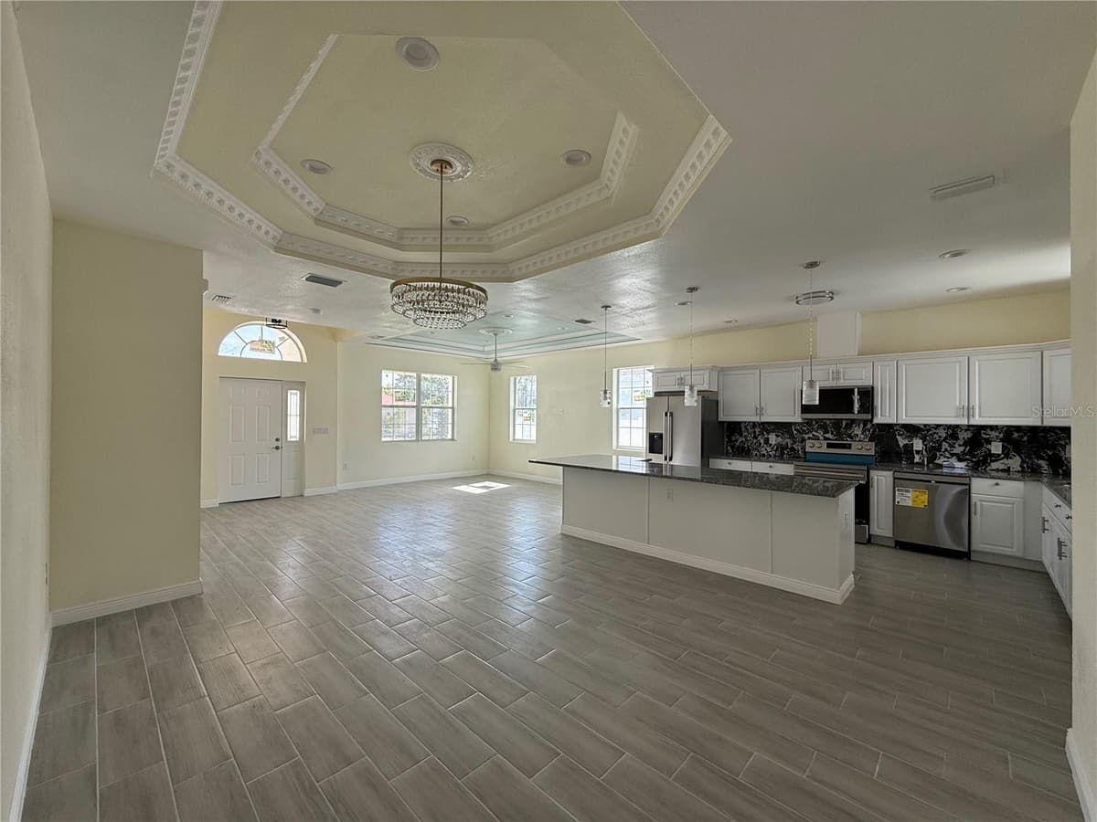 5710 42ND STREET — photo 12 of 23