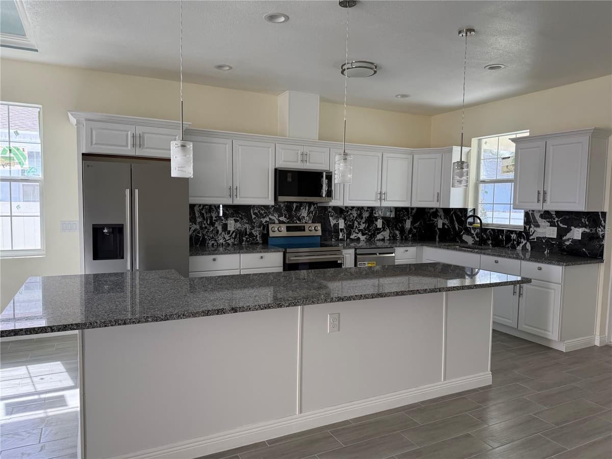 5710 42ND STREET — photo 8 of 23
