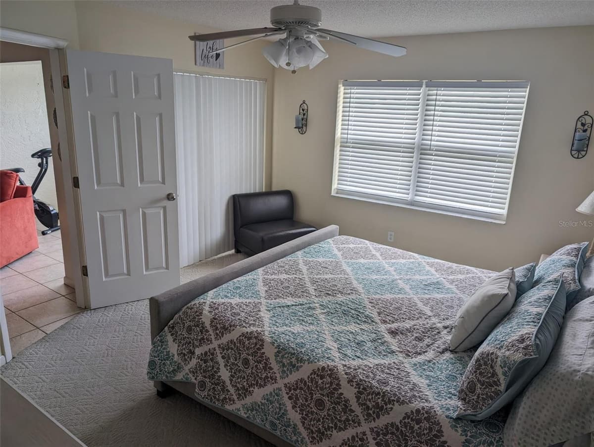 308 STEPHEN DRIVE — photo 11 of 15